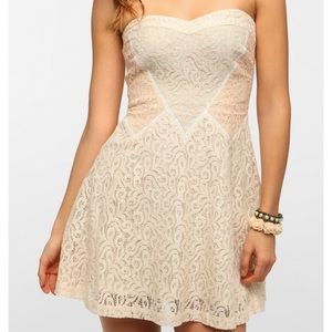 UO Kimchi Blue Stained Glass Strapless Lace Dress